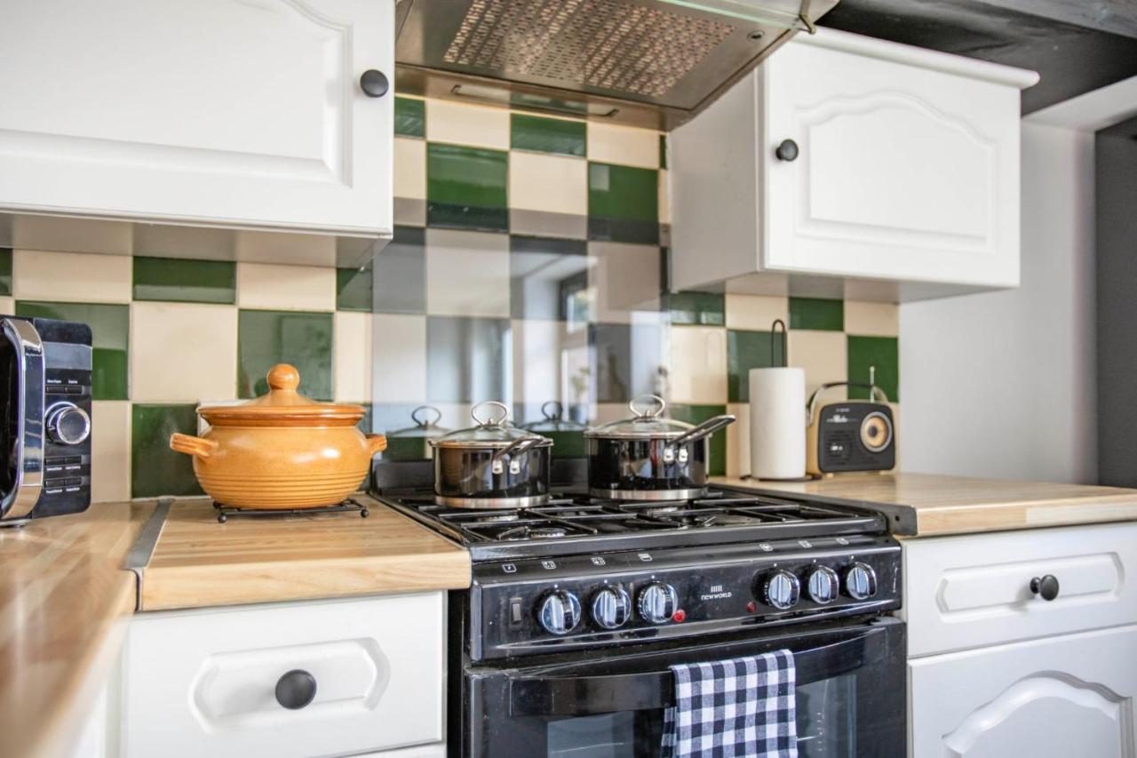 Stunning Character 2Bed Cottage In St Albans Wifi Eksteriør billede